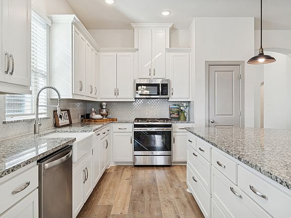 5th image of 5545 Annie Creek Rd