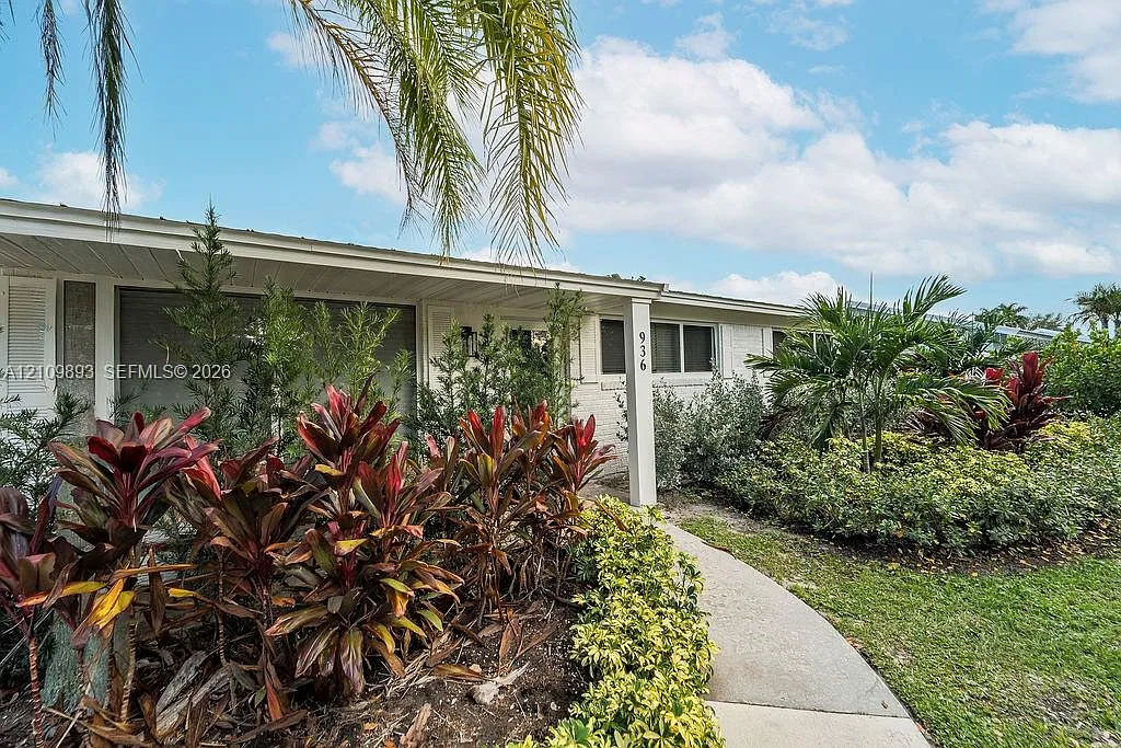North Palm Beach Village — Photo 2