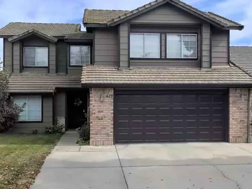 428 Mid Pines Way