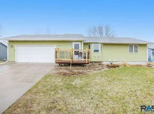 210 W Holly St, Tea, SD 57064
