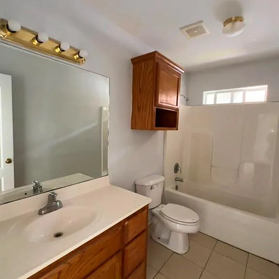 1107 S Palm Dr #4 — Photo 13