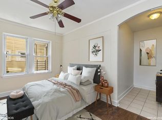 2827 N Burling St #505, Chicago, IL 60657