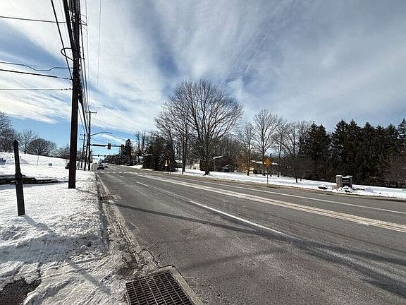 5th image of 431 Dresher Rd