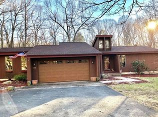 32 Zuell Hill Rd, Monson, MA 01057