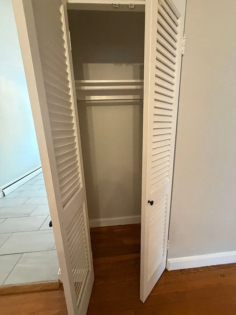 2bed with living room apartment in Brighton available now — Photo 3