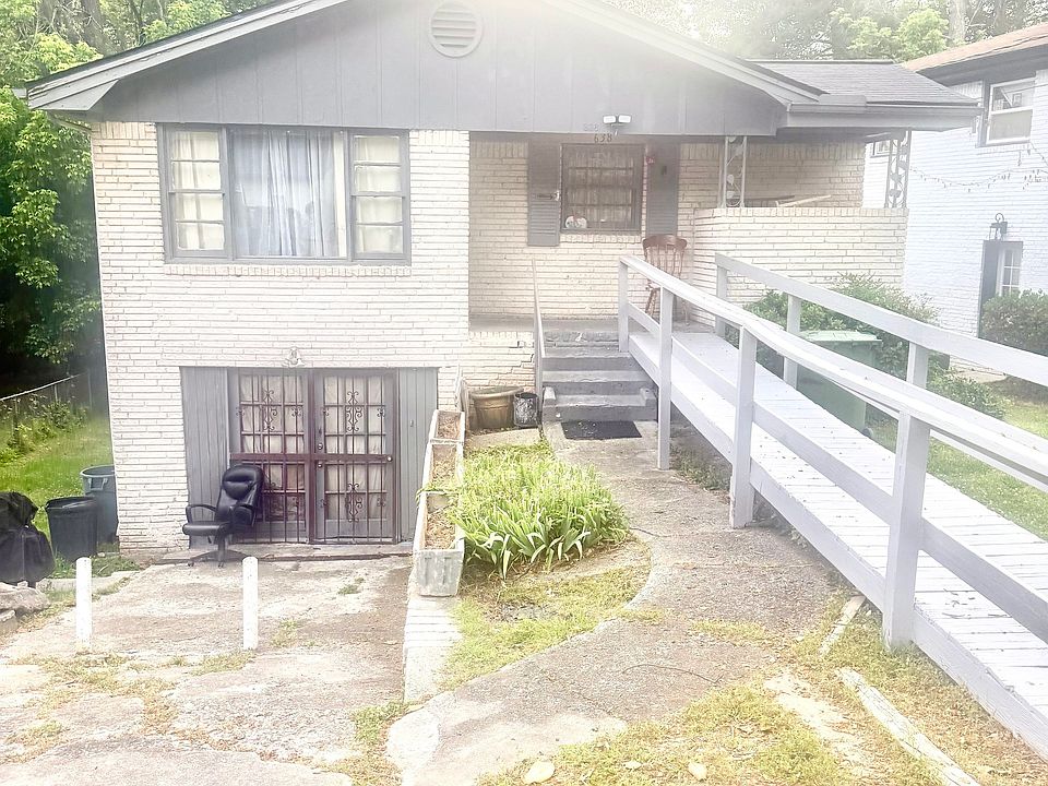 1st image of 638 Church St NW