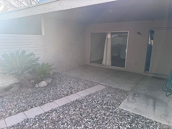 2nd image of 3240-3242 E Monte Vista Dr #3240