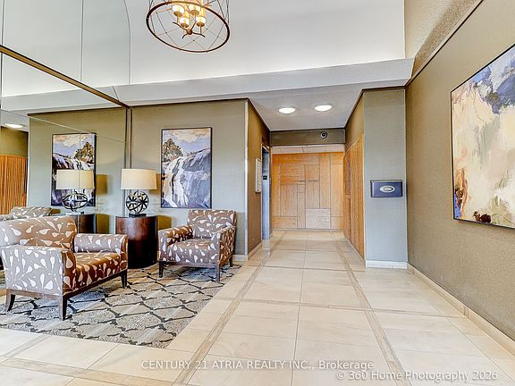 2nd image of 20 Fashion Roseway #513