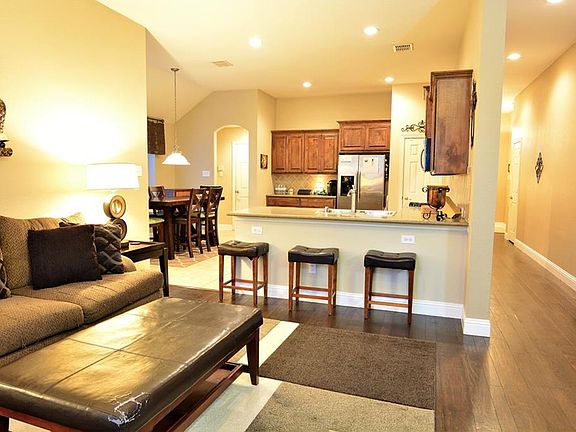 3rd image of 4620 Daisy Leaf Dr