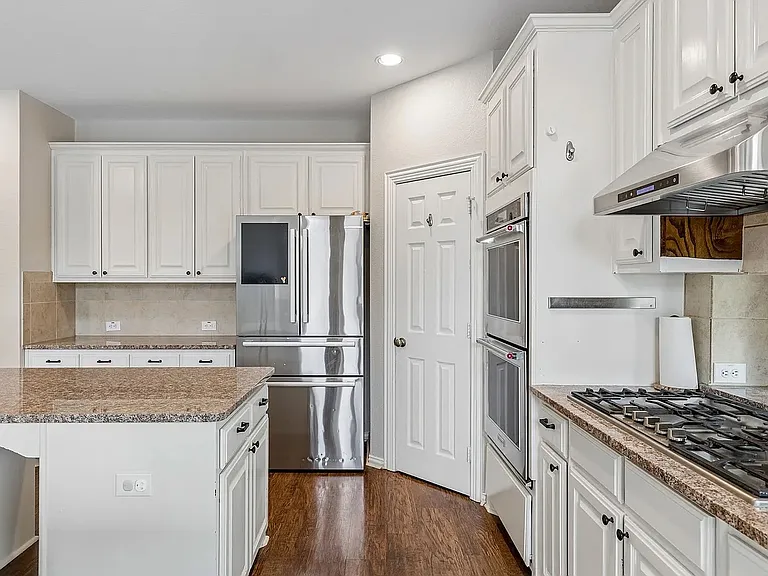 2245 Jaguar Dr — Photo 7
