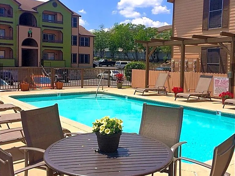 Hill Country Apartments — Photo 60