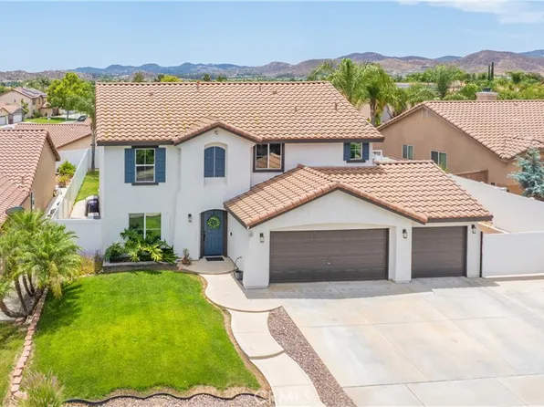25091 Wooden Gate Dr, Menifee, CA 92584
