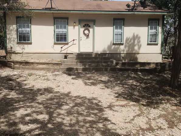 207 Water Point, Bandera, TX 78003