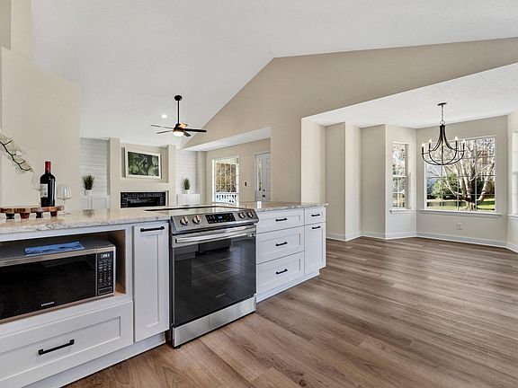 4th image of 520 Dunwoody Dr