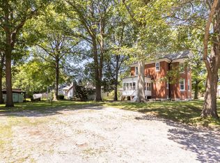 914 Lebanon Ave, Belleville, IL 62221
