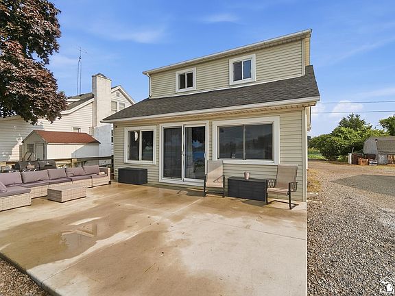 3rd image of 6190 Blanchett Rd