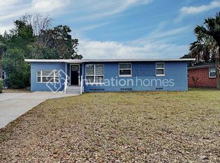 2527 Oak Summit Dr, Jacksonville, FL 32211