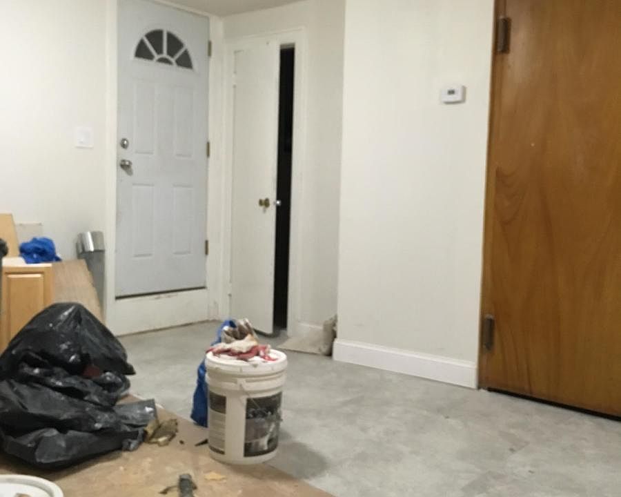 1st image of 1224 116th St Floor Basement