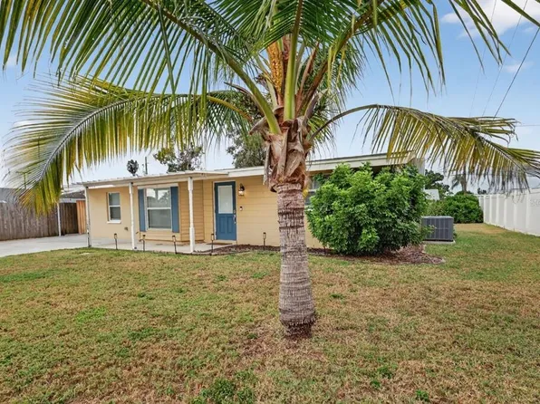 6320 Case Ave, Bradenton, FL 34207