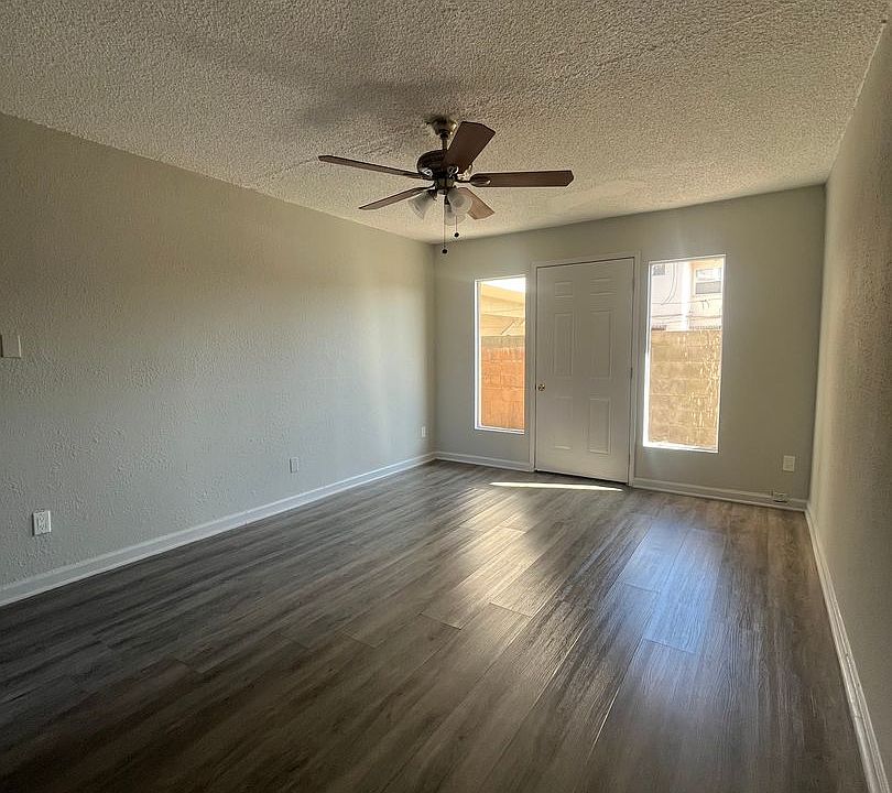 1st image of 926 W 84th St APT 4
