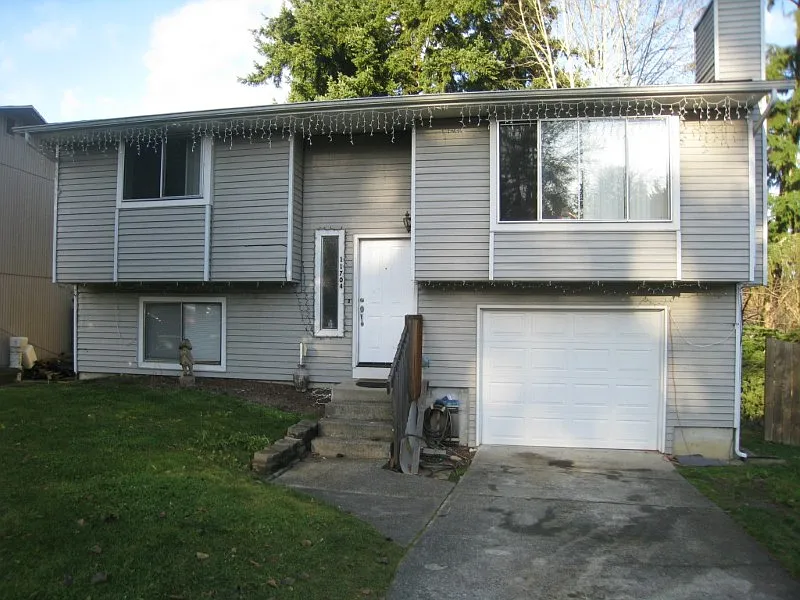 11704 SE 225th St photo 1