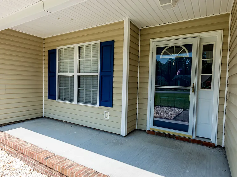 214 Lee Rogers Rd — Photo 4