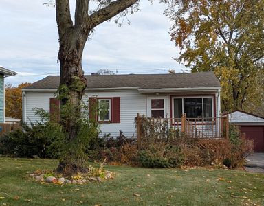 795 N Emroy Ave, Elmhurst, IL, 60126