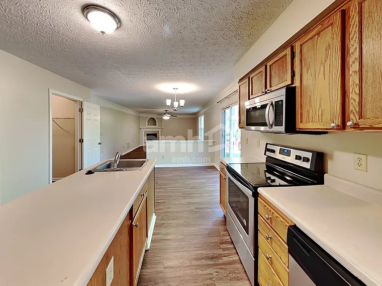 4906 Bixby Ridge Dr E — Photo 4