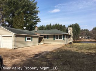 7300 Lakeview Dr, Eau Claire, WI 54701