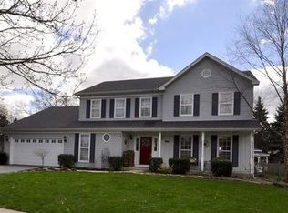 516 Glen Echo Rd, Naperville, IL 60565