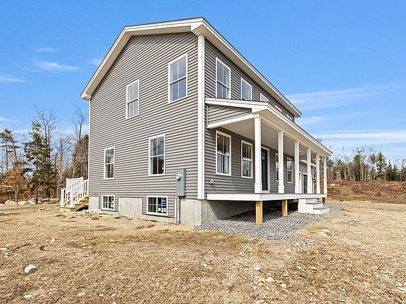 3rd image of 14 Pelletier Drive
