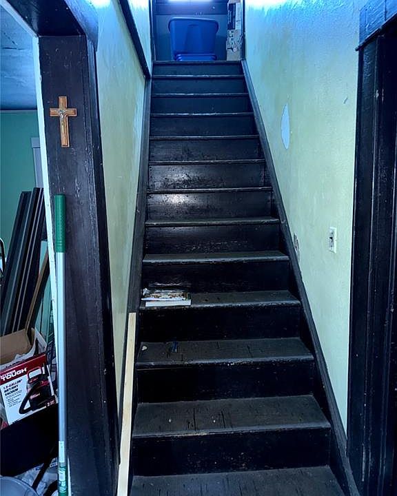 1st image of 306 E 3rd St