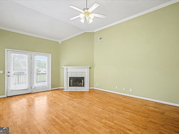 4th image of 313 Keller Rd