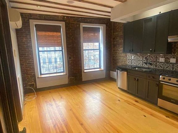 3rd image of 1467 Bedford Ave #2F