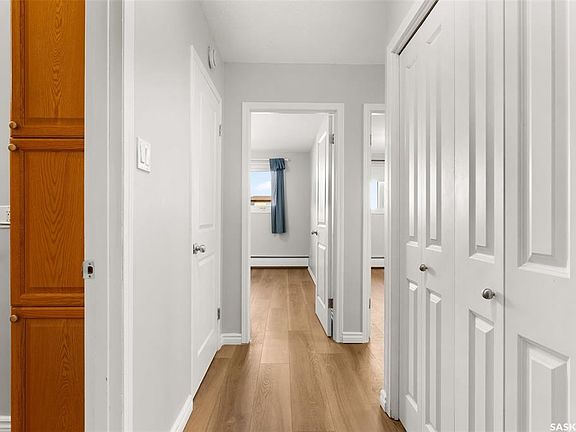 3rd image of UNIT 22-4341 Rae STREET