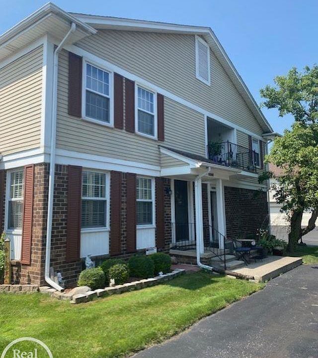 1st image of 26014 N Lake Dr