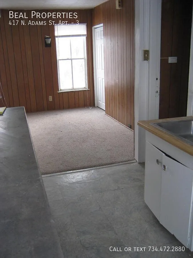 1 bed, 376 sqft, $1,045 — Photo 3