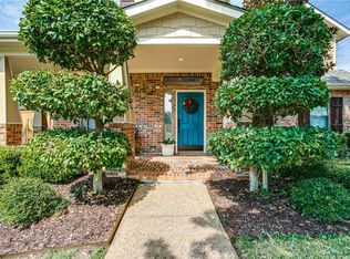 225 Crepe Myrtle Ln, Murphy, TX 75094