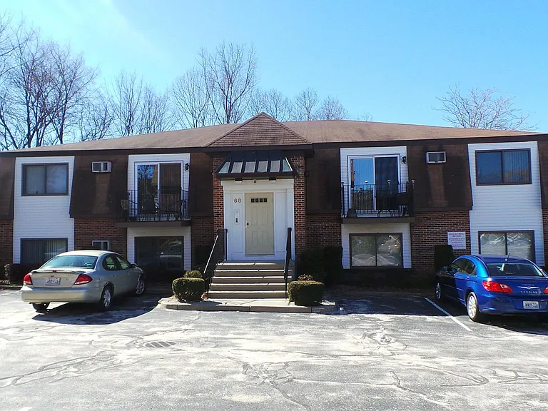 68 Woonasquatucket Ave — Photo 4