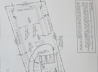 55 Pepperwood Dr, Whitethorn, CA 95589