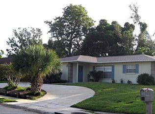 2111 42nd St W, Bradenton, FL 34205