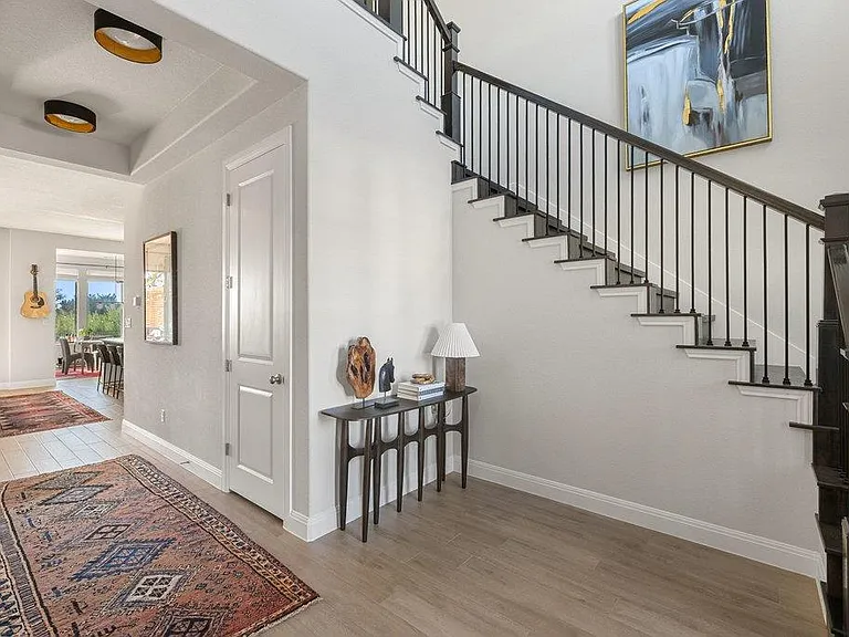2503 Sunset Vista Cir #132 — Photo 3