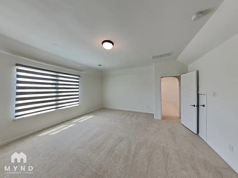 12108 Buffalo Hills Dr — Photo 19
