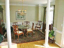 Dining room with decorative columns