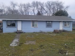 9854 Apple Rd NE, Moses Lake, WA 98837