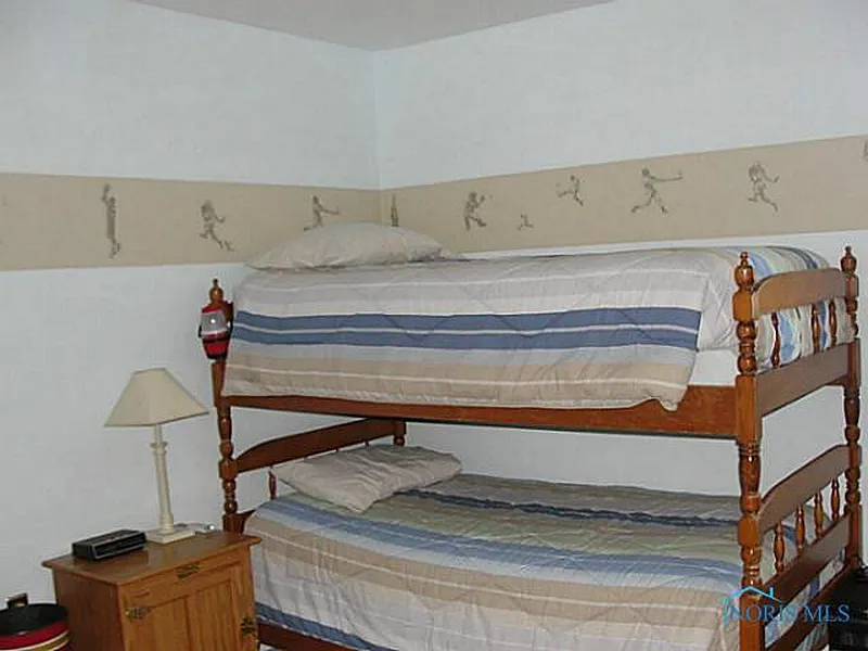 Thumbnail 16