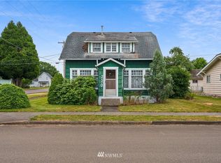 220 N 3rd St, Pe Ell, WA 98572