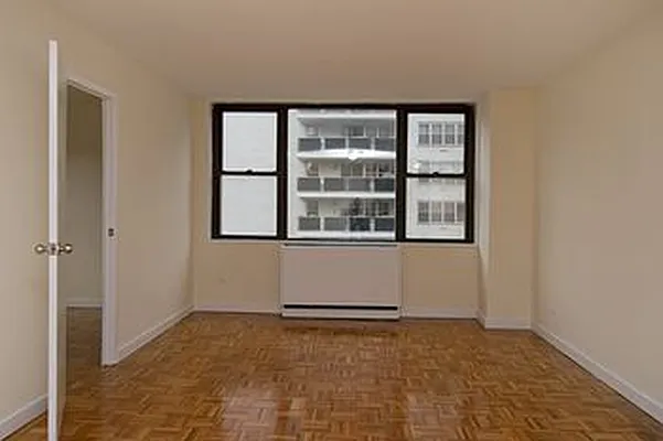 Rented by GoodRock Realty | media 6