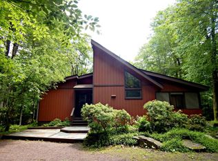 4128 Old Creek Path, Tobyhanna, PA 18466
