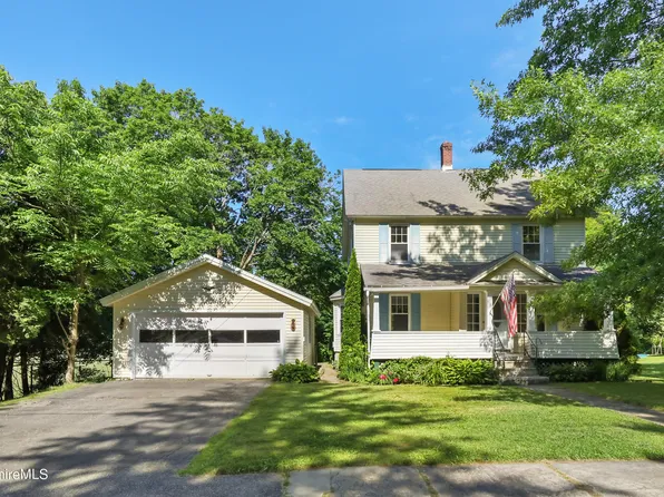 109 Glennon Ave, Dalton, MA 01226